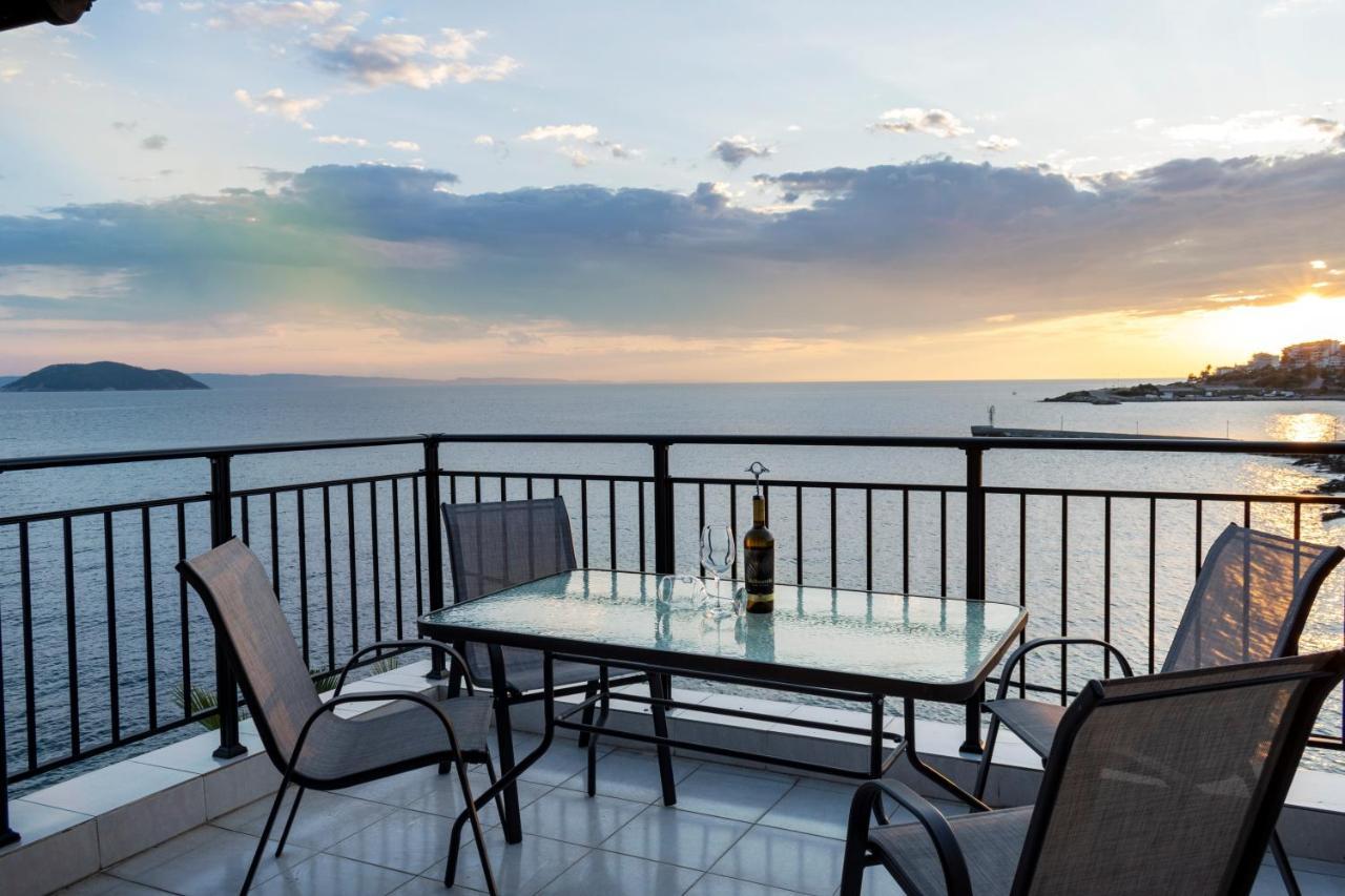 Magda Rooms "Sea View" Neos Marmaras Dış mekan fotoğraf